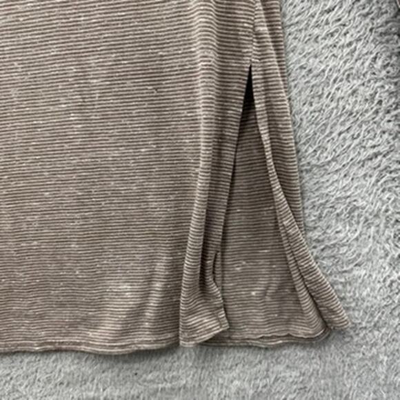 prAna Women's Medium Lightweight Activewear Shirt Cutout in Back Comfort Active - Picture 4 of 10